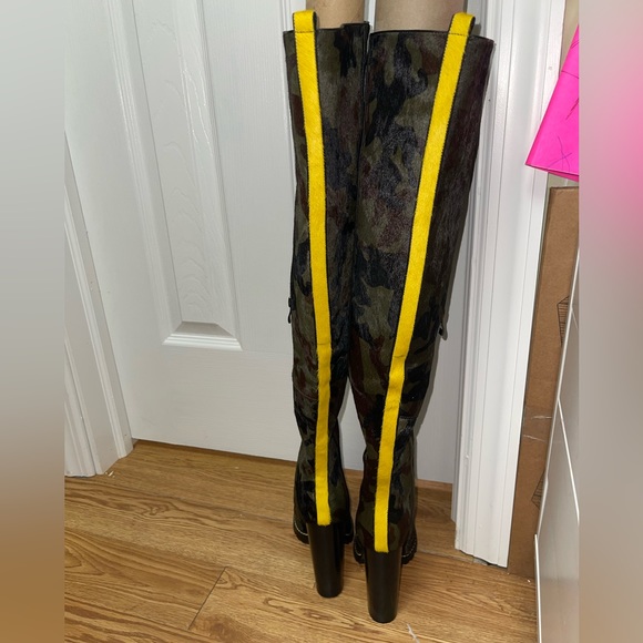 Iam Jennifer Le “Major II Olive” over the knee camo boot - Picture 6 of 9